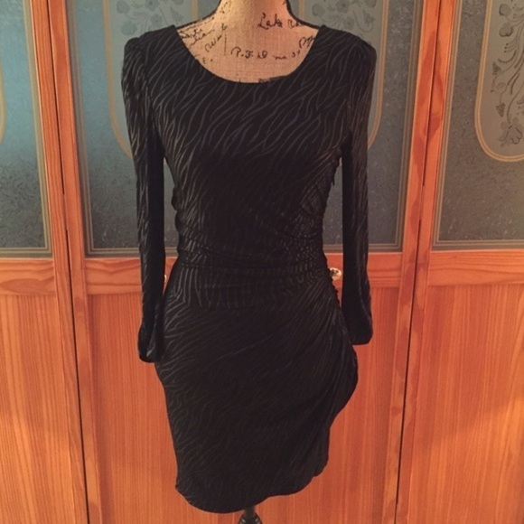 Ark & Co Dresses & Skirts - Little Black Dress